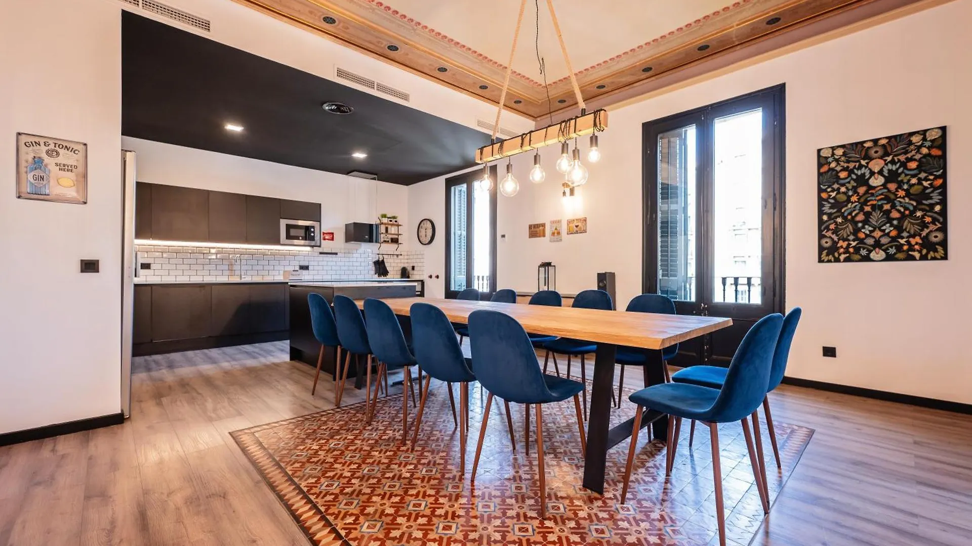 Midtown Luxury Apartments By Sweett Barcelona 0*,  Espanha